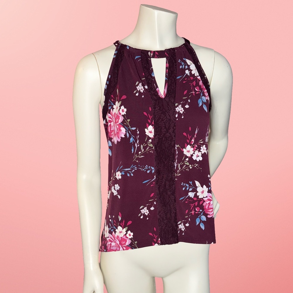 White House Black Market Floral Sleeveless Blouse with Lace